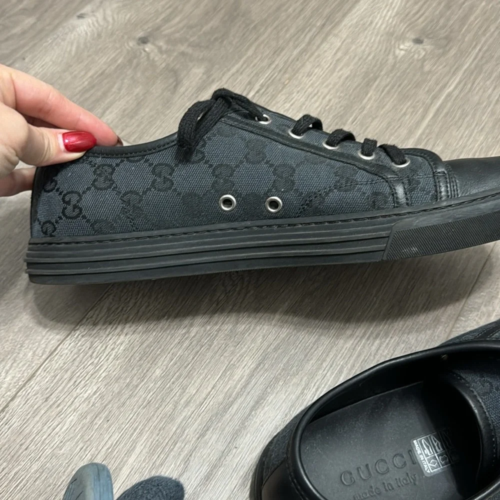 Men’s Gucci sneakers